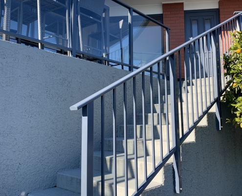Canterbury Balustrade Aluminium Framed Ascot - External Stair Face Fix