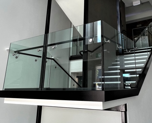 Frameless Glass Face Fixed Channel Powder Coated Side Fix Rail