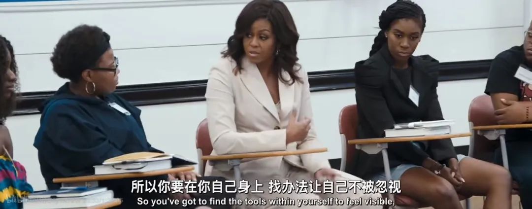 她书单|米歇尔·奥巴马是如何走出抑郁症和自我厌恶的 她书单|米歇尔·奥巴马是如何走出抑郁症和自我厌恶的
