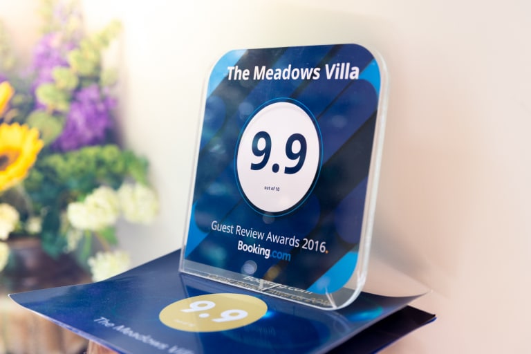The Meadows Villa booking rating